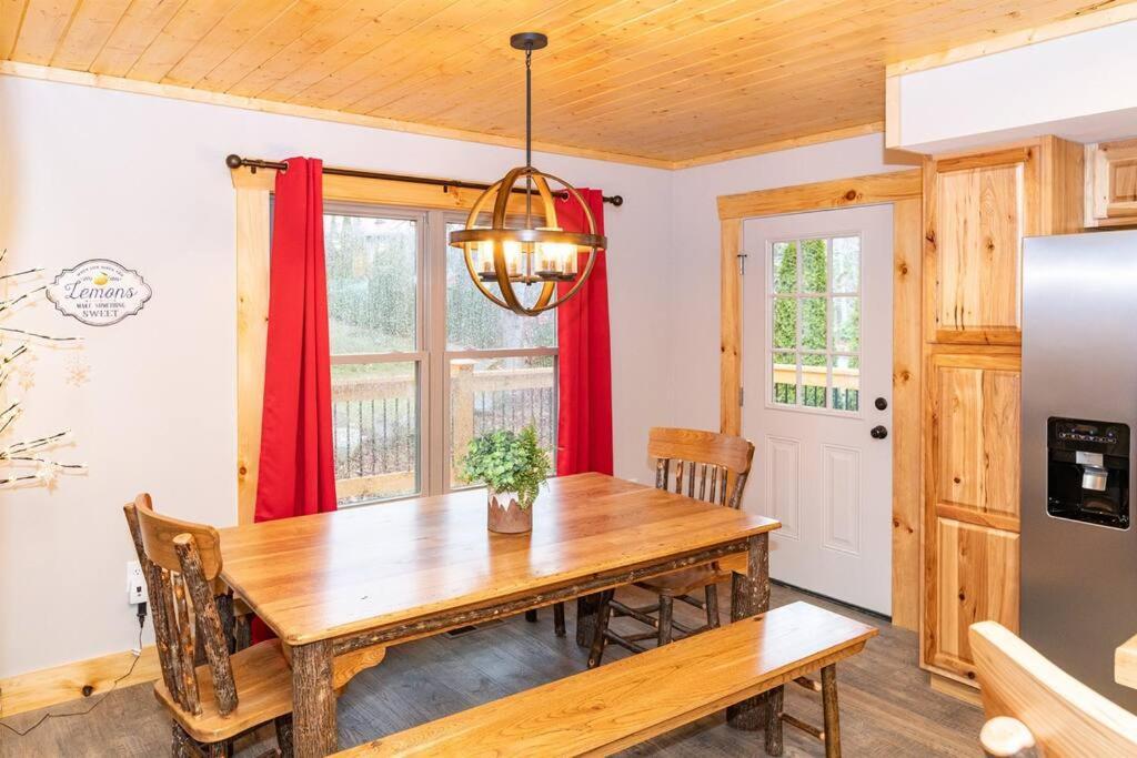 The Snow Owl Cabin Maggie Valley Εξωτερικό φωτογραφία