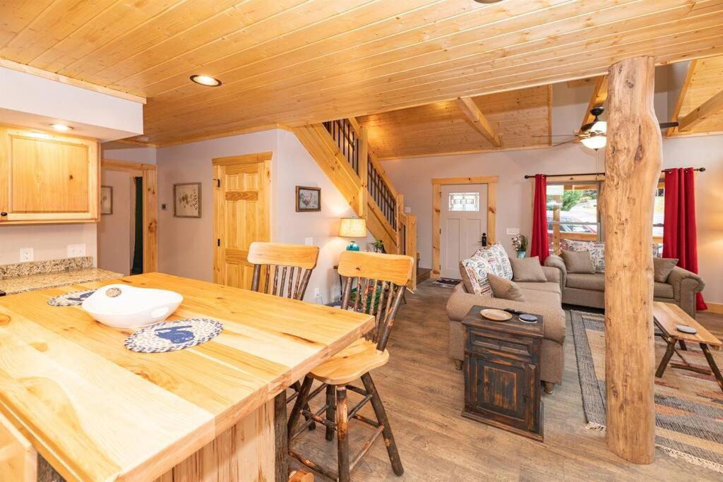 The Snow Owl Cabin Maggie Valley Εξωτερικό φωτογραφία