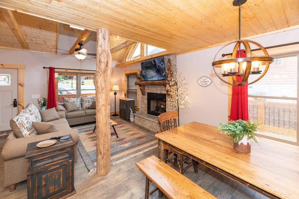 The Snow Owl Cabin Maggie Valley Εξωτερικό φωτογραφία