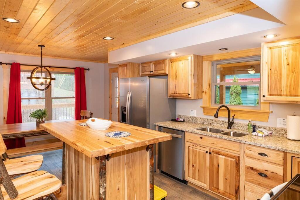 The Snow Owl Cabin Maggie Valley Εξωτερικό φωτογραφία